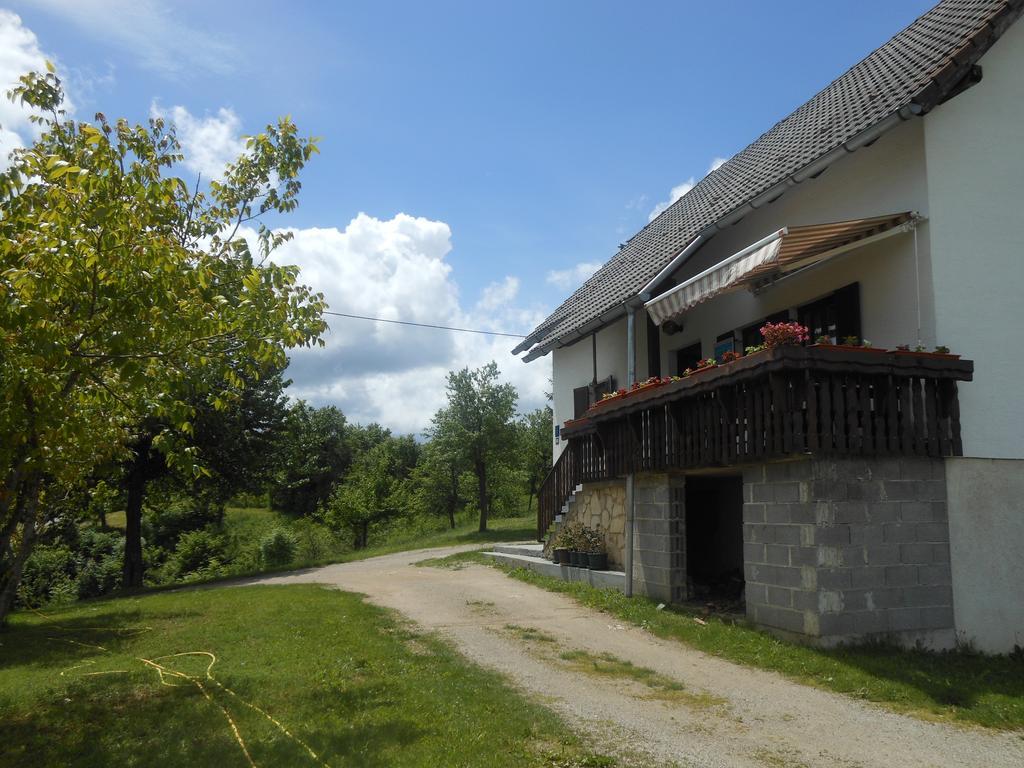 House Milka Hotel Rakovica Eksteriør billede